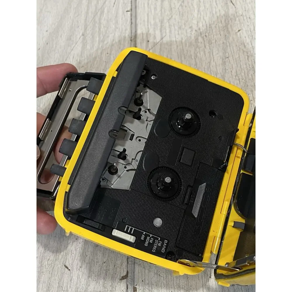 Vintage Sony WM-AF54 WalkMan Sport Radio Cassette Player Portable Yellow WORKS